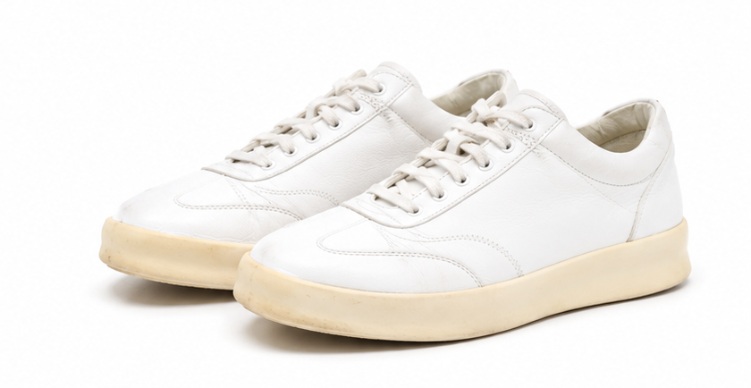 Classic White Minimalist Sneakers (4)