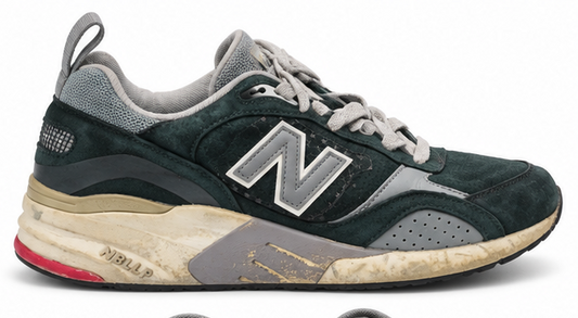 New Balance Numeric 933