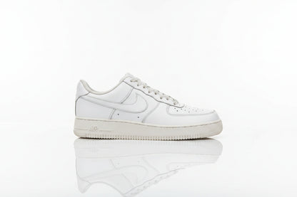 Nike AIR FORCE 1 Low (49)