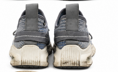 lightweight mesh athletic sneaker