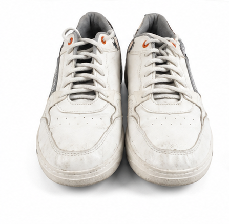 Anime low-top white sneaker