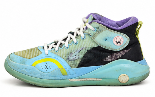 Li-Ning Yushuai 15 High in the "Butterfly Blue"