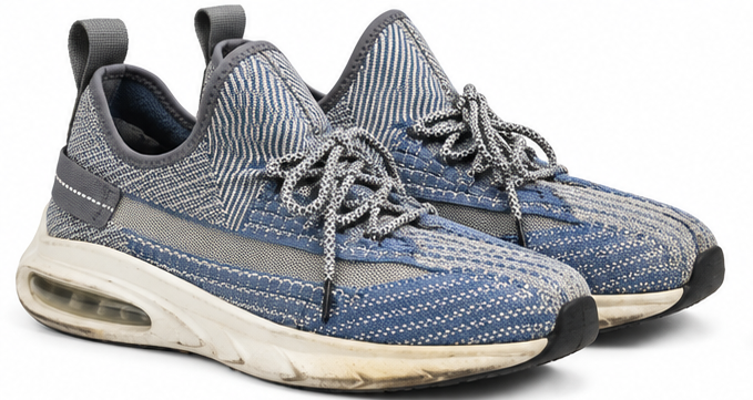 lightweight mesh athletic sneaker